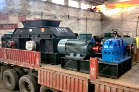 2PG1510大型直連式對輥破碎機(jī)發(fā)往陜西