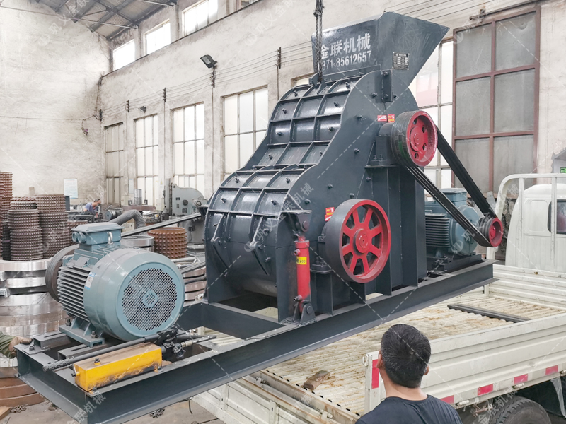 無篩底雙級(jí)粉碎機(jī) 中型粉碎機(jī)發(fā)貨圖片